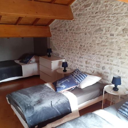 Gîte des Billaudes Thuret Extérieur photo